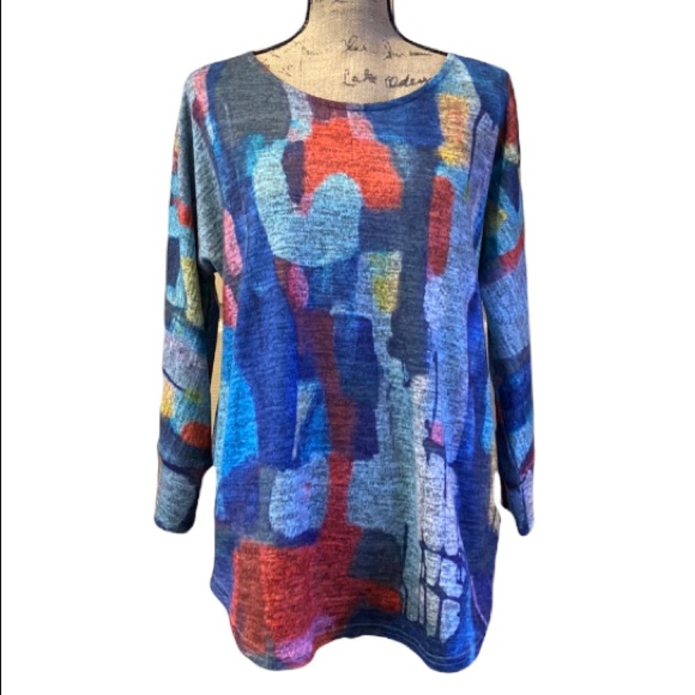 Claire Desjardins by Carre Noir Water Color 3/4 Length Sleeve Top